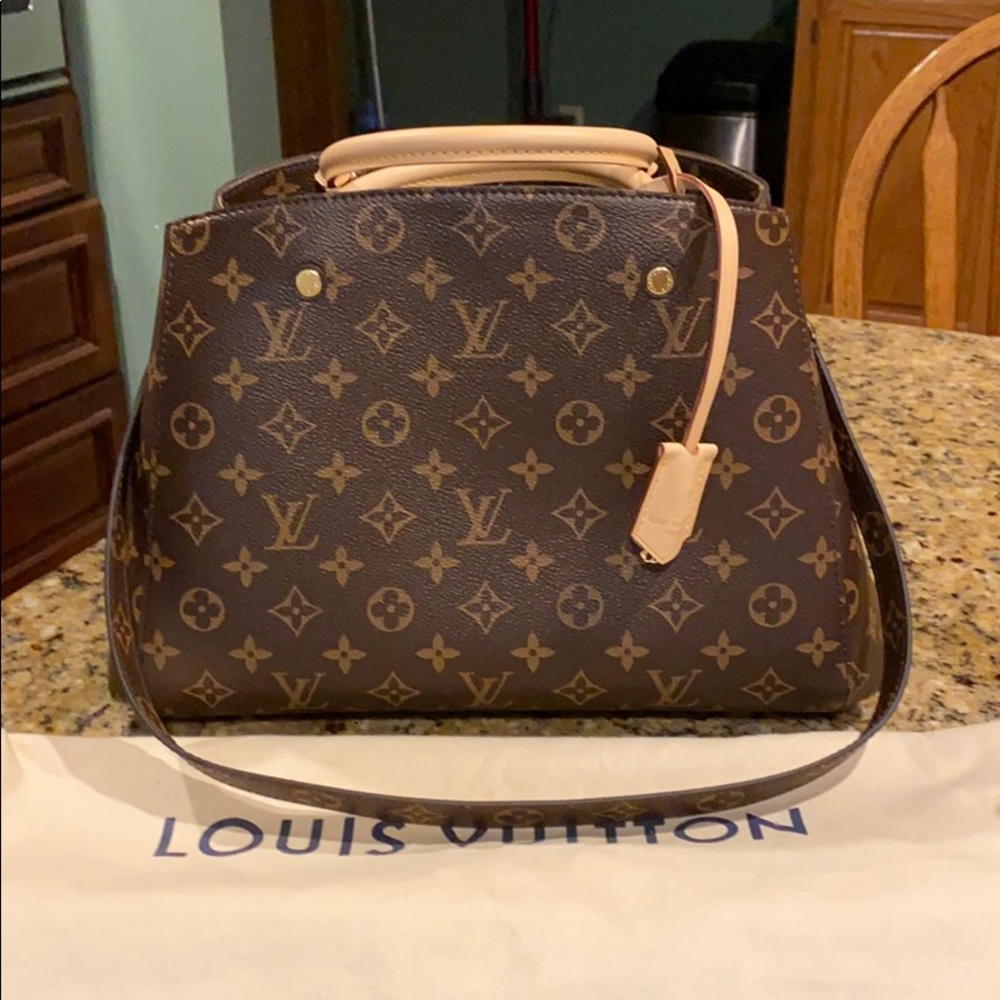 Louis Vuitton Brand new Montaigne mm